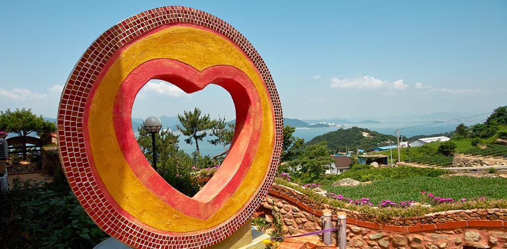 Gung Pension Namhae Ngoại thất bức ảnh